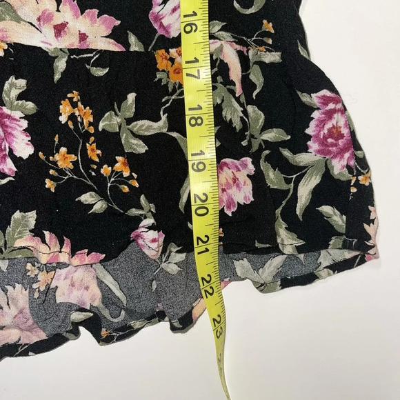 American Eagle Black Synthetic Tie Front Floral Print Top Medium Women’s - Picture 10 of 13